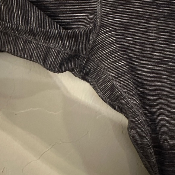 LULULEMON Align Pant 28" in Wee Are From Space Dark Carbon Ice Grey Nulu Size 12 - Picture 7 of 7